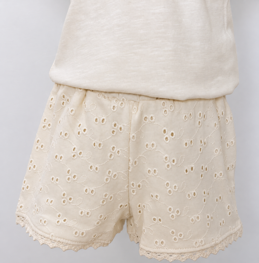 Short Anaïs